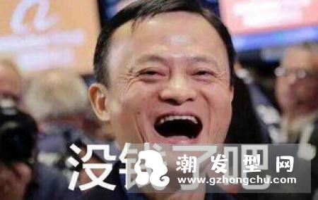 抖音花园宝宝小卡同款两边剃掉中间留长的发型叫什么 怎么弄及怎么打理