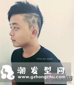 男士普通刻痕发型 吸睛独特帅气有型