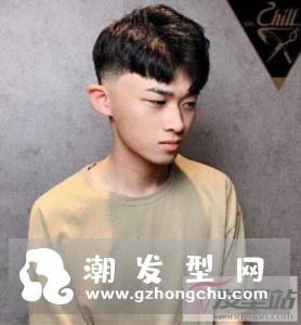 两边剃短发剪一款适合自己的刘海