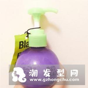 弹力素和精油能同时用吗 有什么区别
