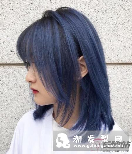 夏天洗头这样洗才正确，吹完不必抹造型品发型就很美！