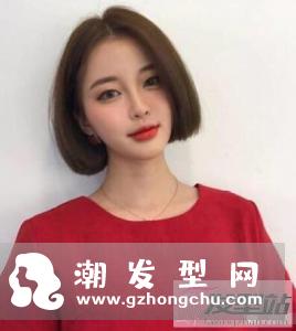 女生齐脖短发发型 洒脱减龄小清新范