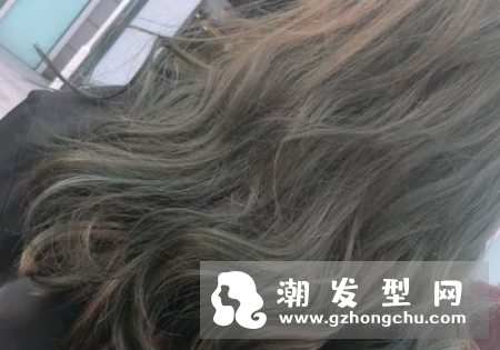 闷青灰是什么颜色 和青木亚麻灰是一个色吗