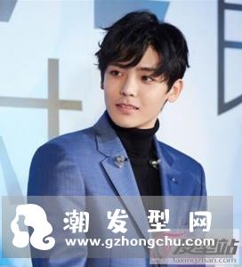 男生斜刘海短发发型 修颜时尚拥有完美脸型