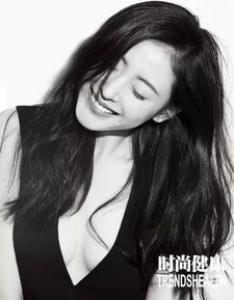 爱情进化论张天爱艾若曼发色是什么颜色 闷青色显白吗