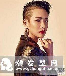 短发女生侧面剃发型 酷炫有个性比男生还帅