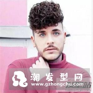 男生短发烫发发型小卷 洋气减龄释放独特个性