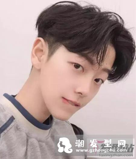 男生时尚小奶狗发型 打造乖巧温柔暖男