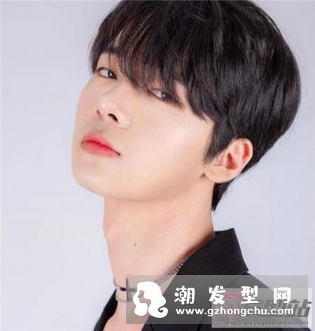 帅气的学生男生发型 初恋感足以俘获一众迷妹
