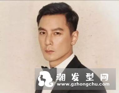 男生小平头好看的发型 简约洋气打造绅士范