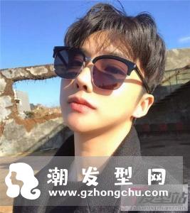 17-27岁男生适合的发型 打造帅气小鲜肉