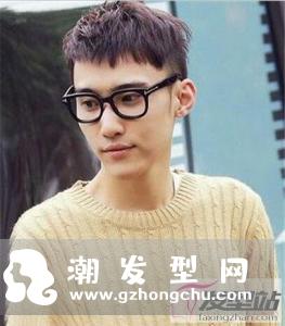 两边镂空发型男盖头 清爽干脆成帅气潮男