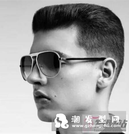Crewcut发型,没有杂乱感,轻松提升男性自我魅力