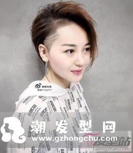 帅气刻痕女生短发 吸睛酷炫展现独特魅力