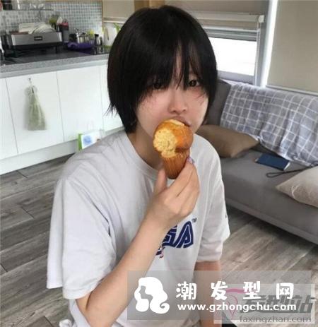 今年最火的逆龄“初恋短发” 打造日系清新“初恋颜”