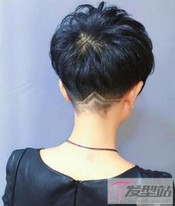 女士帅气刻痕短发 酷炫吸睛回头率高