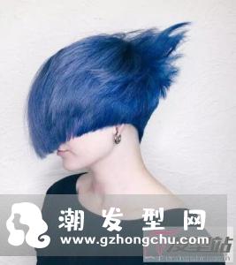 女士个性短发发型 几何短发时髦又吸睛