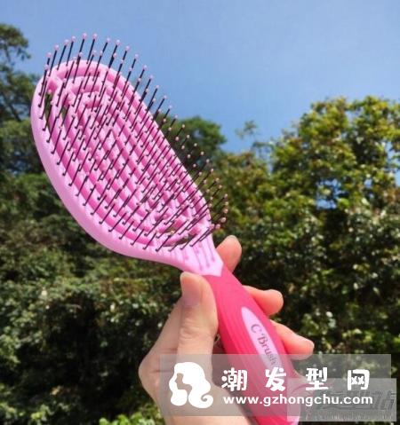 怎么正确挑选适合的梳子类型 从发量＆发质详细分析挑选最适合自己的梳子