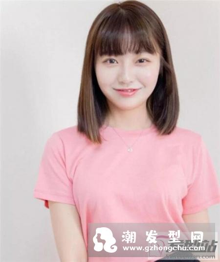 女学生适合什么发型 文艺学院风短发成爆款