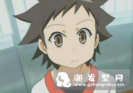 头发太硬怎么改善 适合什么发型男生