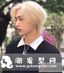 男生时尚小奶狗发型 打造乖巧温柔暖男
