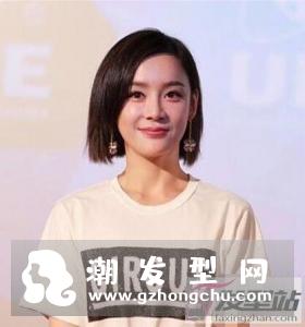 女生清爽短直发发型 简约整洁提升魅力值