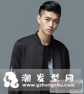 两边铲发型男 干练帅气成最受男生欢迎发型之一
