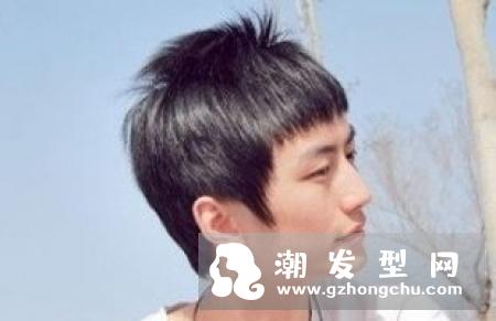 头大的人适合什么发型 帅气干练拥有完美头型
