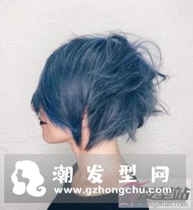 女士个性短发发型 几何短发时髦又吸睛