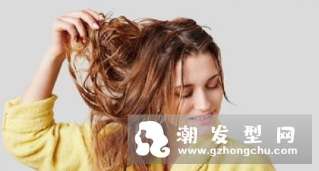 弱酸性洗发水的好处 适合什么发质