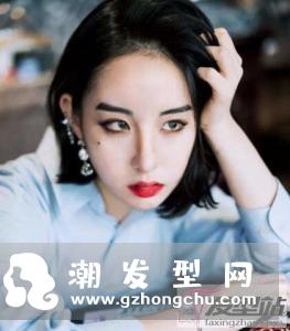 好看的黑色短发发型 不染发照样时尚有韵味