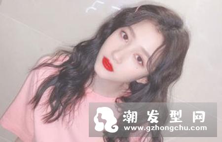 锡纸烫是冷烫还是热烫 头发少适合锡纸烫还是羊毛卷
