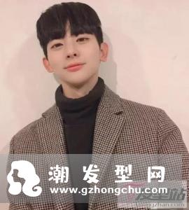 男生时尚小奶狗发型 打造乖巧温柔暖男