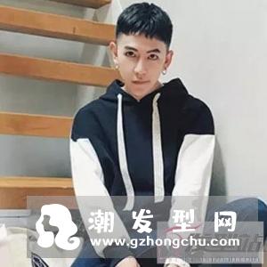 两边镂空发型男盖头 清爽干脆成帅气潮男