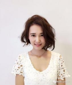 女生时髦油头发型 干练洒脱比男生还帅