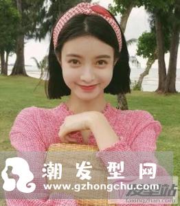 短发怎么戴发箍好看 打造优雅甜美风不单调
