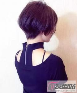 女生剃后脖短发发型 层次感鲜明清爽干练