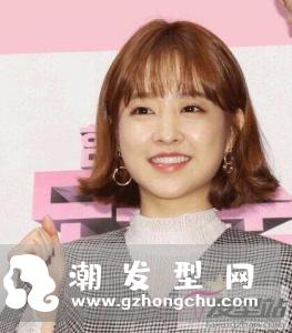 齐下巴短发怎么弄 试试这几款温柔修颜魅力十足