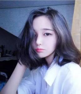 流行的女生短发发型 短直发清爽简约又洒脱