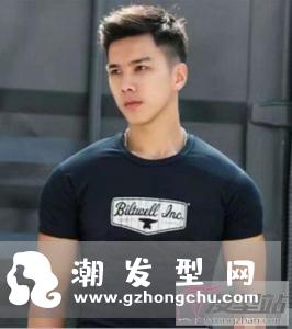 头发两边炸剪什么发型 两边剃短发清爽又酷炫