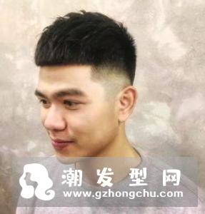 男生发质硬适合烫发吗 适合什么发型