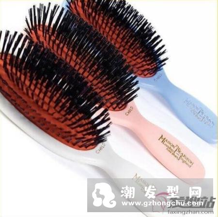 怎么正确挑选适合的梳子类型 从发量＆发质详细分析挑选最适合自己的梳子
