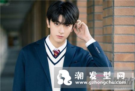 男生理什么发型好看 时尚帅气发型尽显男人魅力