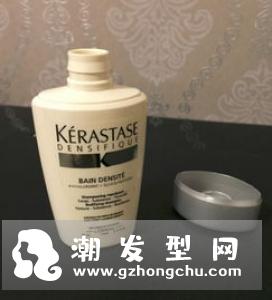 头发扁塌用什么洗发水 用这些洗发水一觉醒来发根依然蓬松
