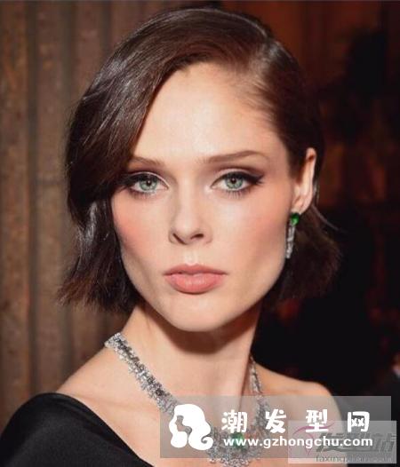 法式勾耳短发大势回归 突显轮廓修颜效果极佳