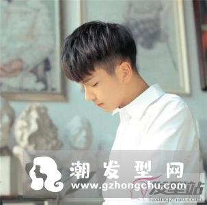 男生盖盖头是什么发型 潮男必备发型帅气满分