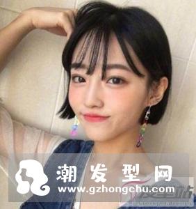 不烫不染的自然短发 简约中不乏小清新范