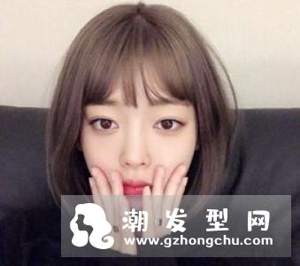 不对称短发别具一格的染发颜色