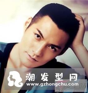 男生小平头好看的发型 简约洋气打造绅士范