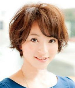 男生短发烫发发型小卷 洋气减龄释放独特个性